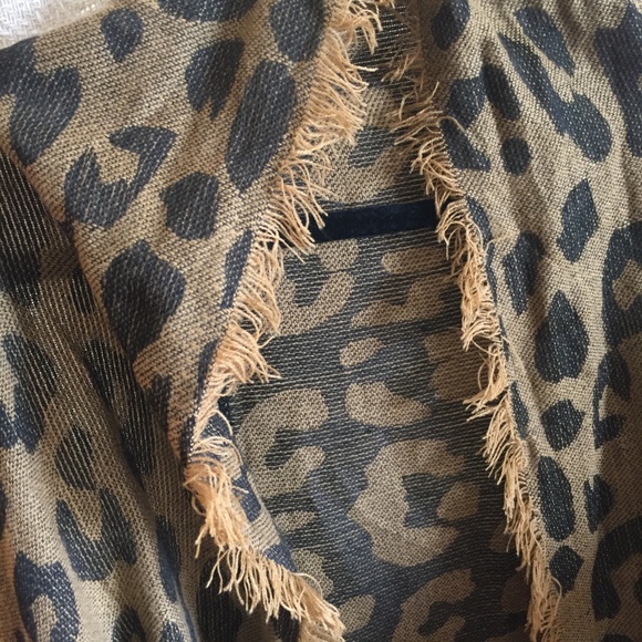 Throw - Picture 2 of 2